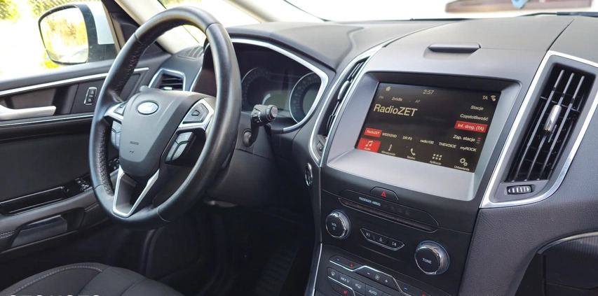Ford S-Max cena 69999 przebieg: 196000, rok produkcji 2019 z Chojnice małe 596
